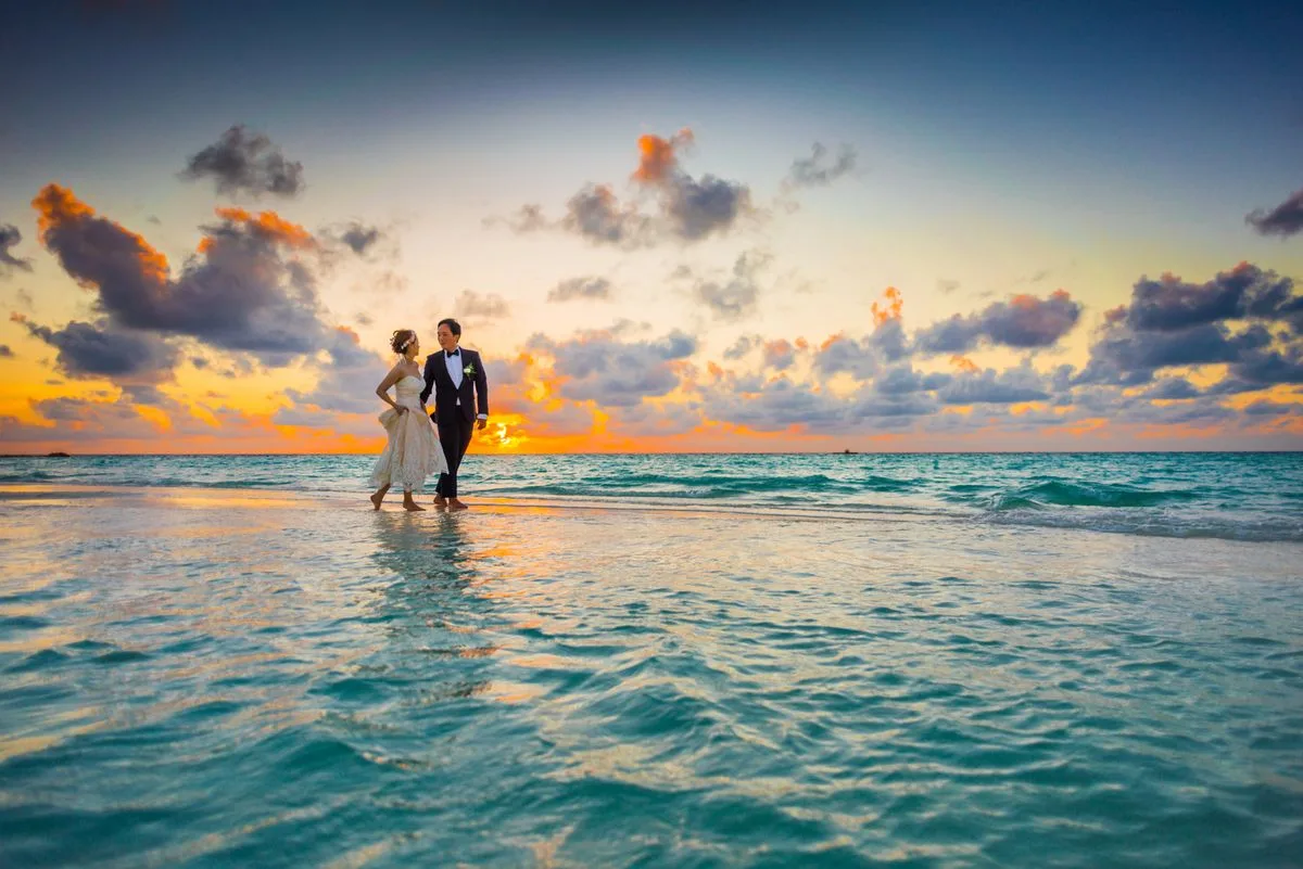 Honeymoon travel